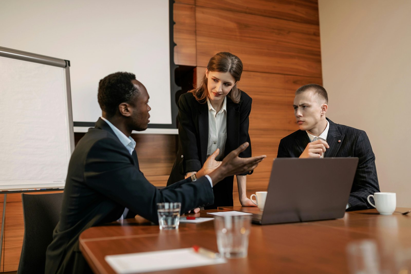 Georgian LLC vs IE: Which Business Structure Is Right for You?